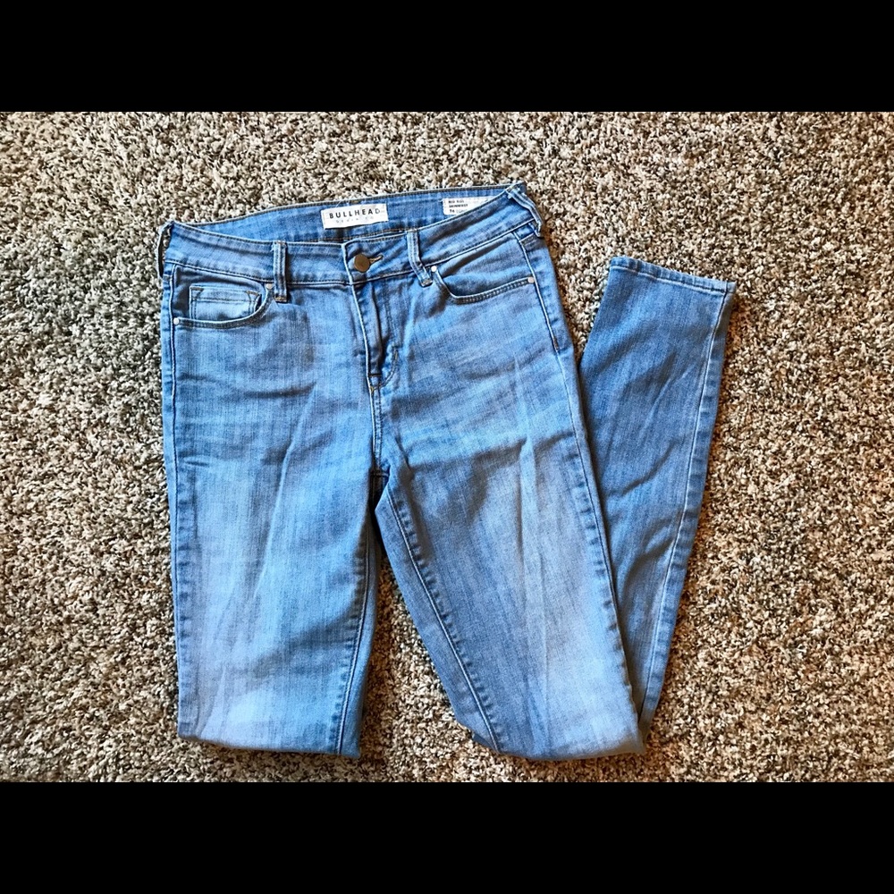 Bullhead Mid Rise Skinniest Jeans